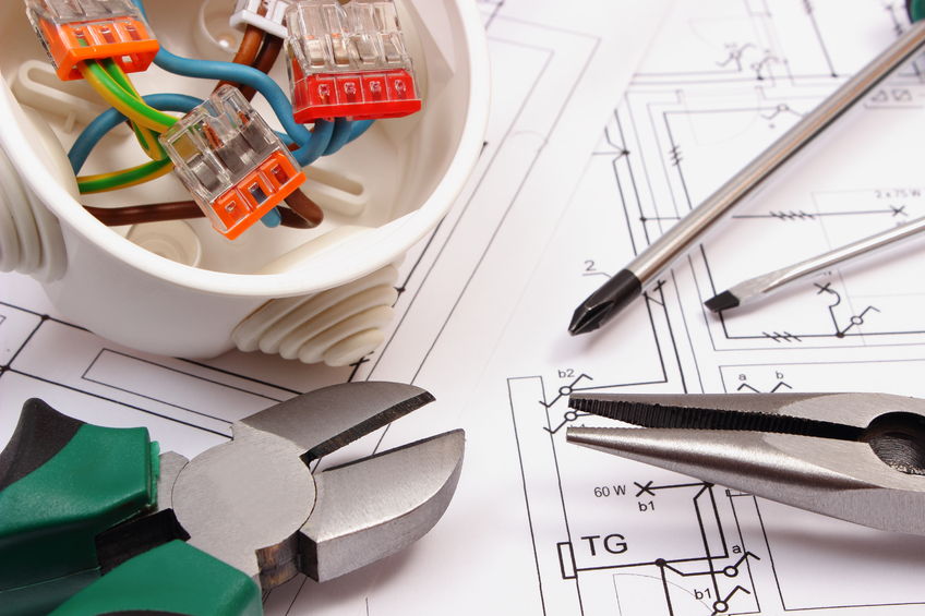 Great electrical engineering courses in London